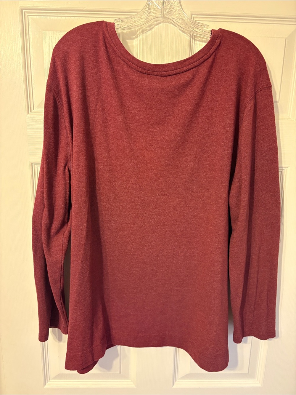 Ava & Viv Long Sleeve V-Neck Top — Burgundy - Picture 3 of 11
